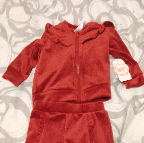 Baby outfit - Picture 1 of 2